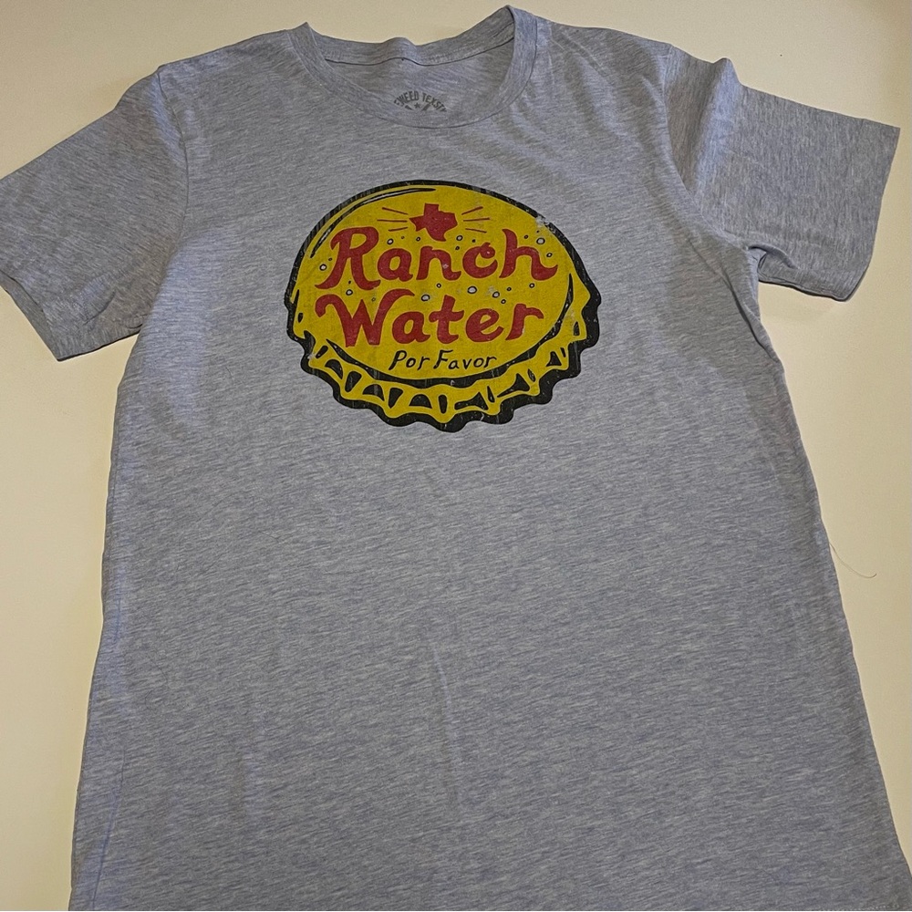 TUMBLEWEED TEXSTYLES Ranch Water Graphic tee shirt size M casual